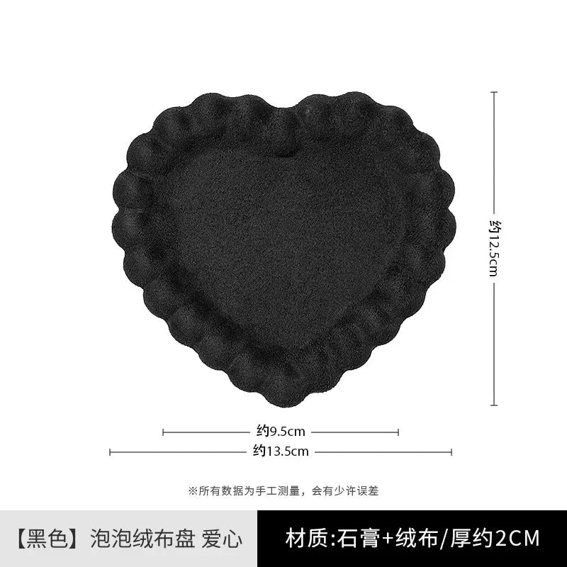 velvet heart trinket tray, black, reference photo
