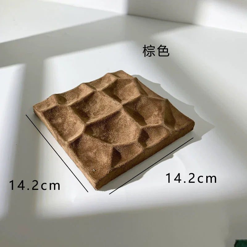 faceted square jewelry dish, brown, reference photo