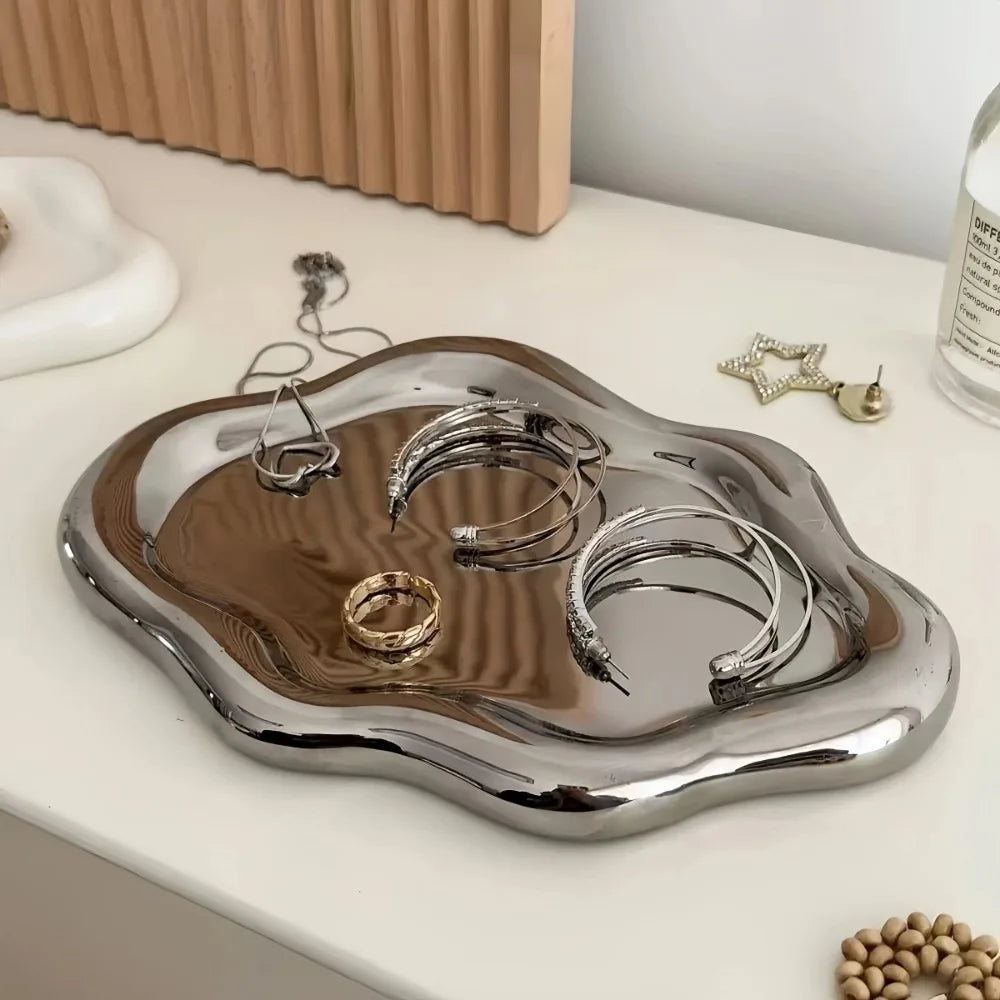 plastic cloud trinket dish, silver, reference photo