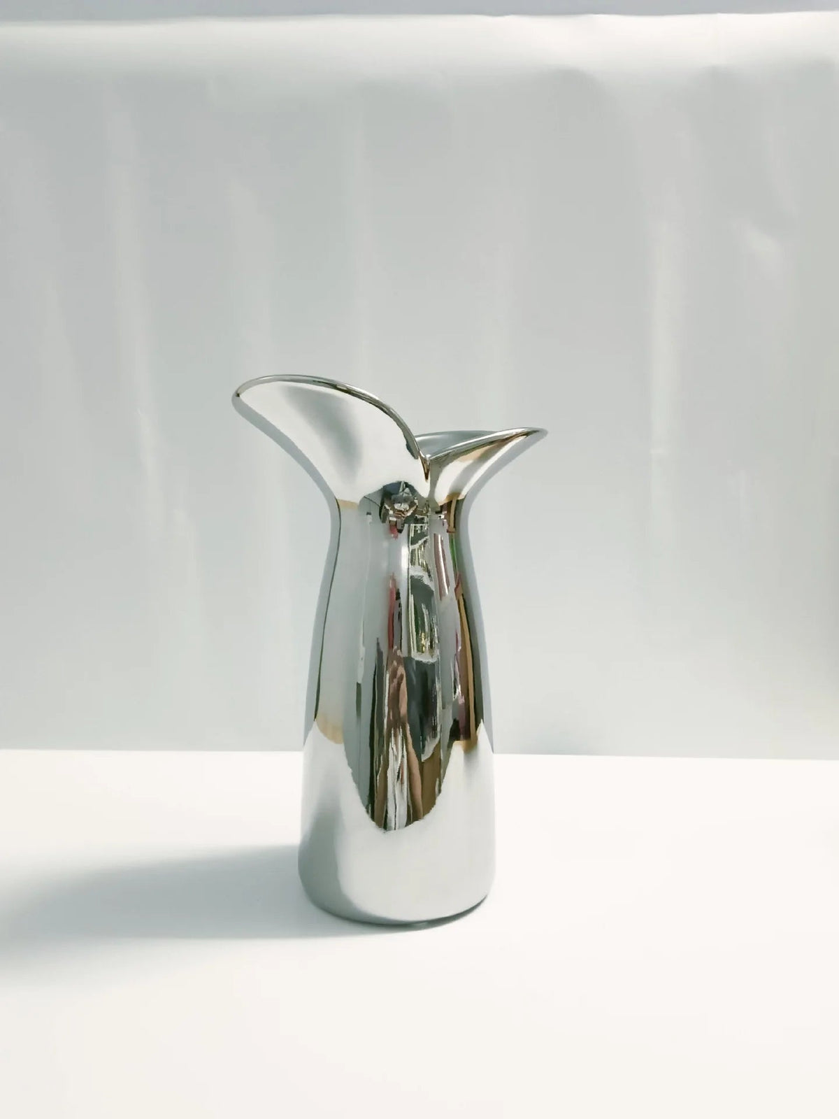 chrome tulip sculptural vase, large, reference photo