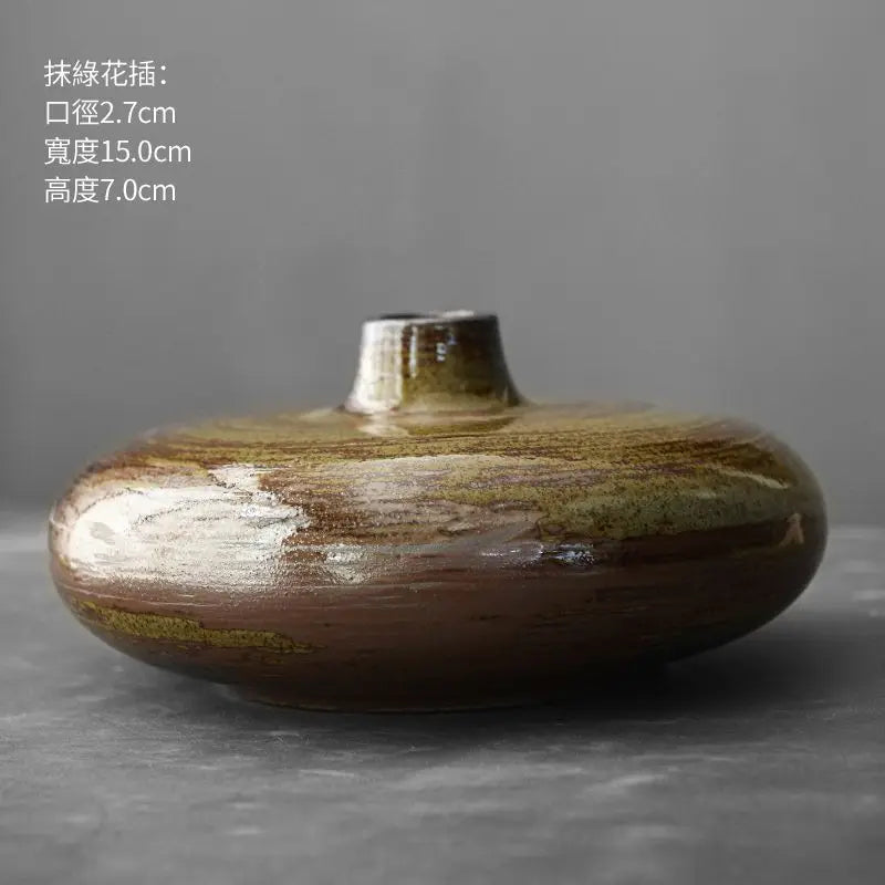 low disc ceramic vase, moss, reference photo
