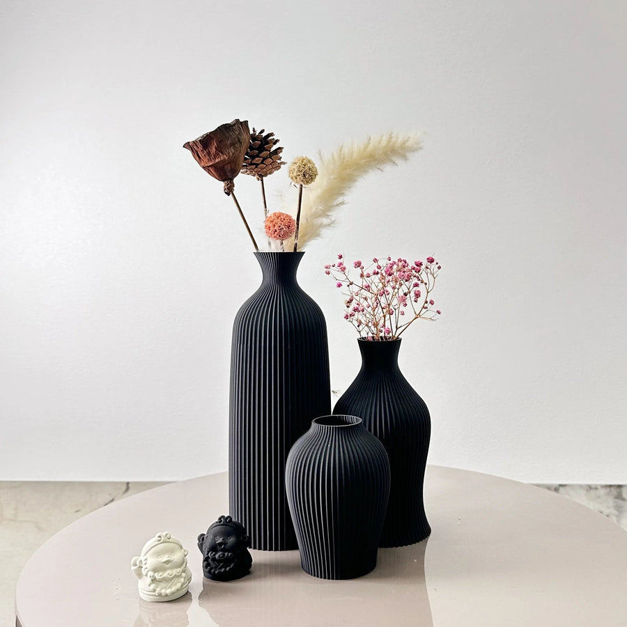 ribbed bottle vase set of 3, black, reference photo